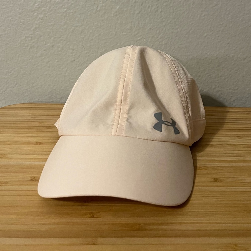 Under Armour Women's Fitted Mesh Baseball Hat